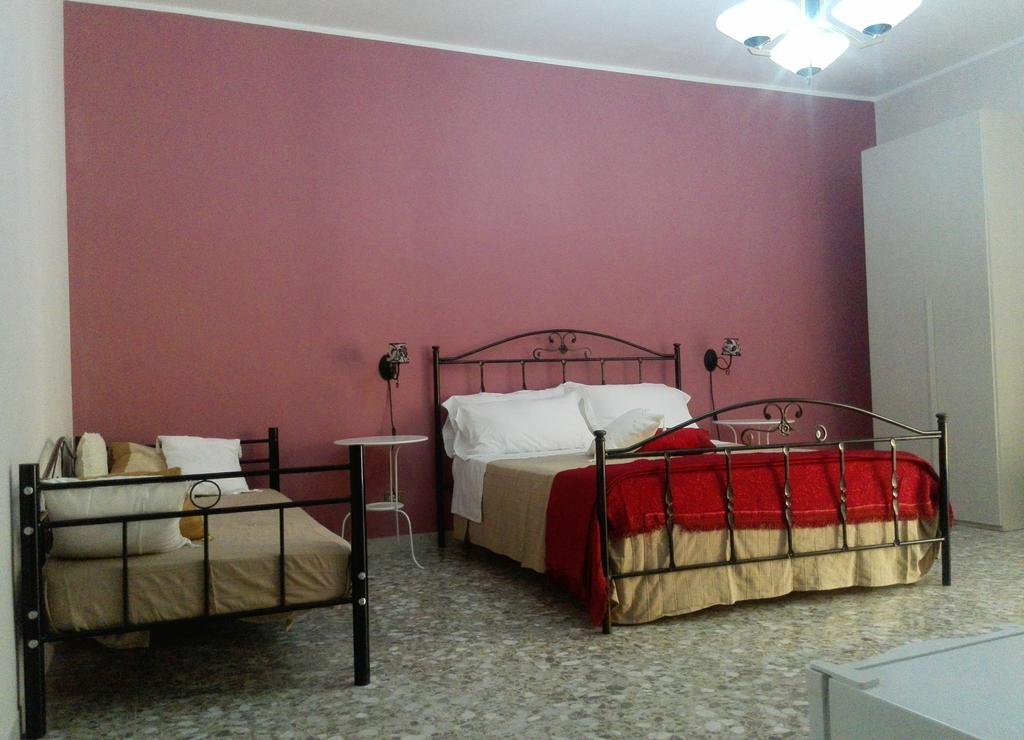 La Fonte Bed and Breakfast Syrakusa Rum bild